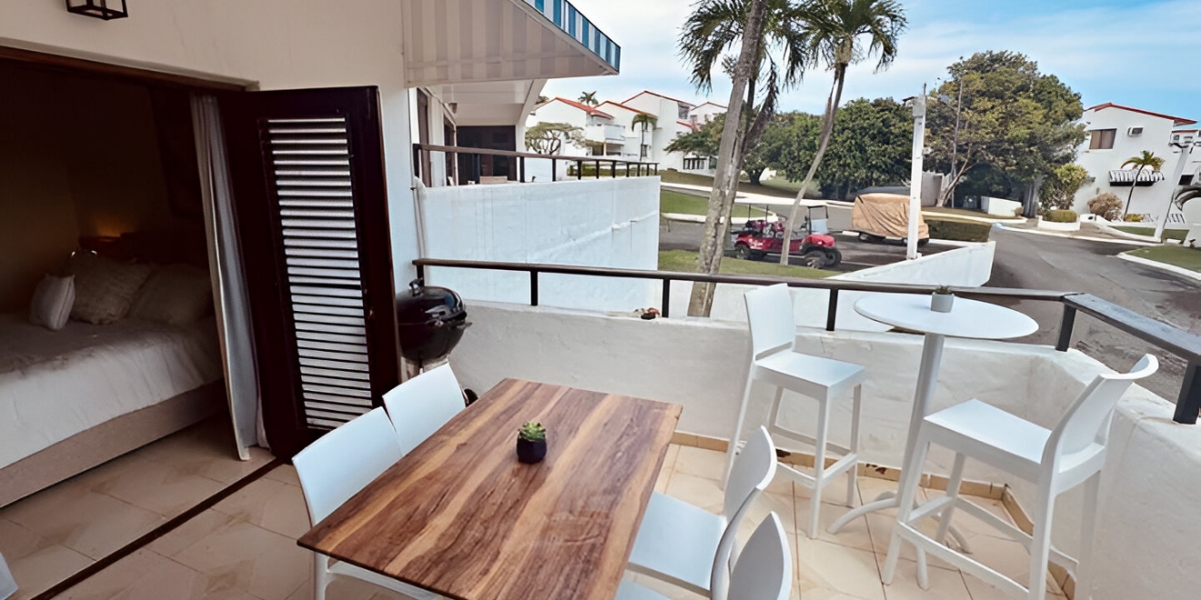 Ocean Realty PR | Blue Villa Retreat