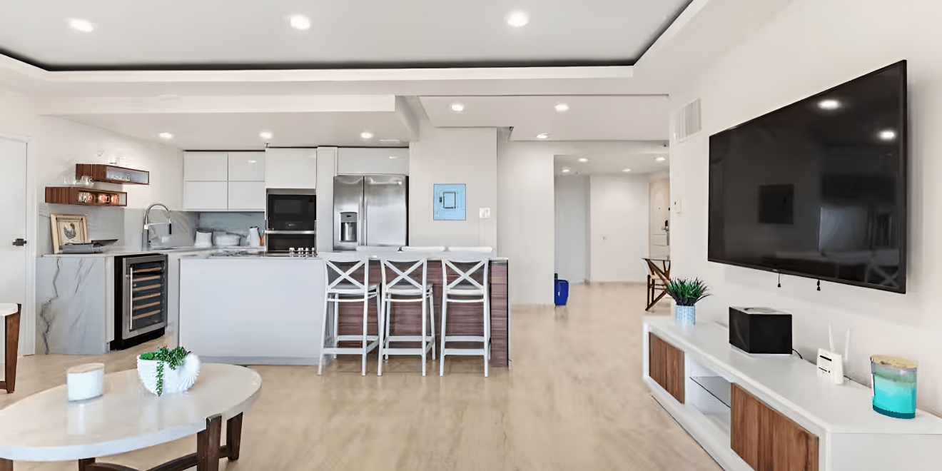 Ocean Realty PR | Revitalized Beachfront Villa